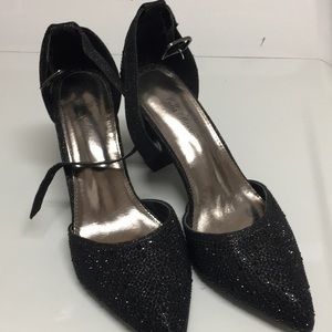 Black dress shoes